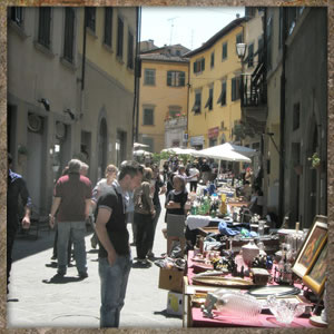 via tilli antiques street market